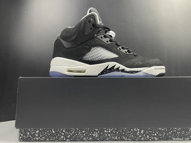 Jordan CT4838-011 “Oreo” 5 Air 1029